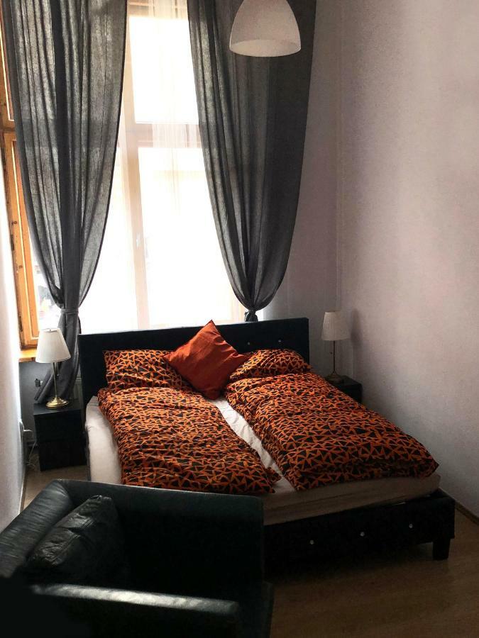 Glamour Apartment Florianska 32 Krakow Luaran gambar