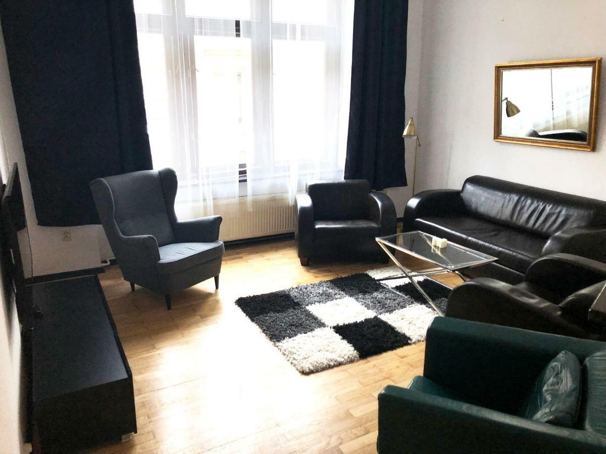 Glamour Apartment Florianska 32 Krakow Luaran gambar