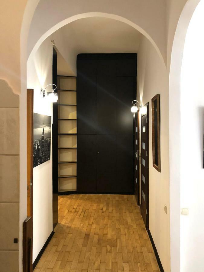 Glamour Apartment Florianska 32 Krakow Luaran gambar